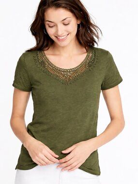 Old Navy Olive Green T-Shirt with Crochet Detail – Soft & Loose Fit